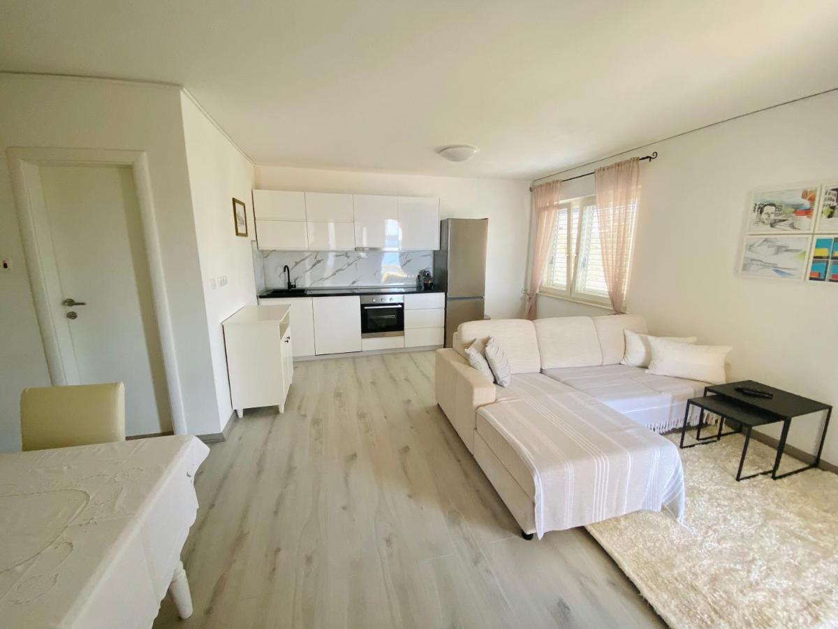 Apartment Jasmina *