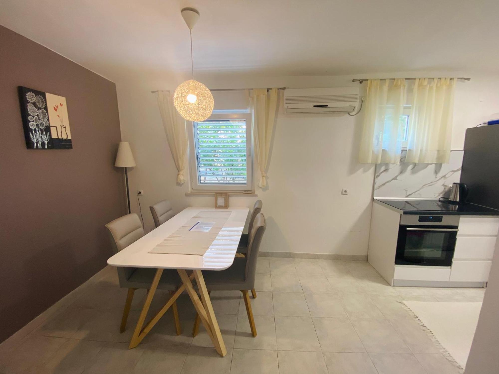 Jasmina Apartment Vinisce